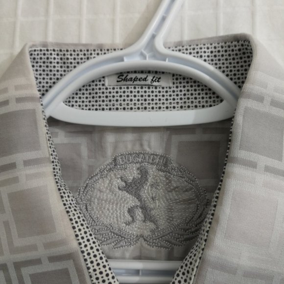 Bugatchi casual long sleeve button down shirt. Grey/silver checkered. Men's XL - Picture 3 of 12
